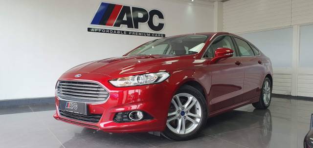 Ford Mondeo 1.5T EcoBoost Titanium Euro 6 (s/s) 5dr Hatchback Petrol Red