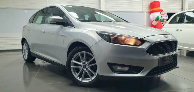 2015 Ford Focus 1.0T EcoBoost Zetec Euro 6 (s/s) 5dr