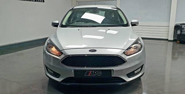 2015 Ford Focus 1.0T EcoBoost Zetec Euro 6 (s/s) 5dr